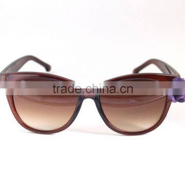 2015 Made in China Wholesale Plastic Flower Fashion Sunglasses photo-2