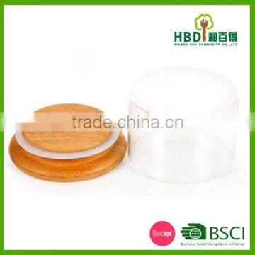 Airtight glass canister with bamboo lid