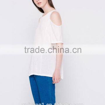 Ms off-the-shoulder T-shirt