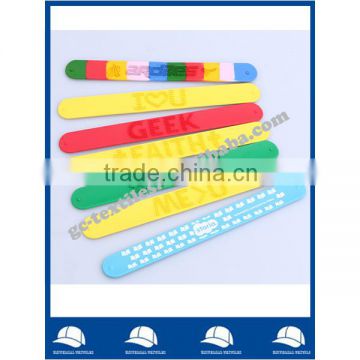 2016 New and fashion silicone slap bracelet,slap band