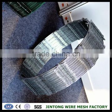 low price concertina razor wire with 450mm coil