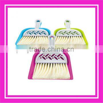 dustpan with brush for table