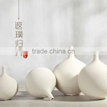 Modern Decoration White Ceramic & Porcelain Vases photo-2