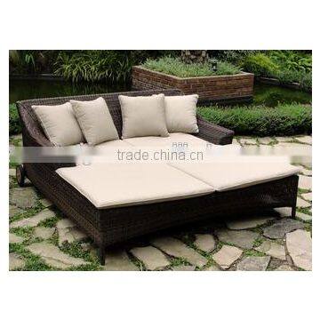 2017 Trade Assurance Most Popular Cane Wicker Alum Frame Durable Woven Rattan Wicker Garden Lounge Daybed photo-2