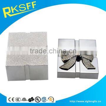 Metal Square Shape Bowknot Jewerly Box Box Gift at Factory Price photo-5