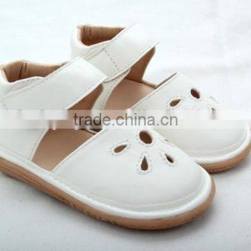 Mary Jane Squeaky Children Shoes photo-2