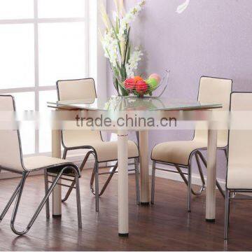 Good selling a variety of colors glass extendable dining table