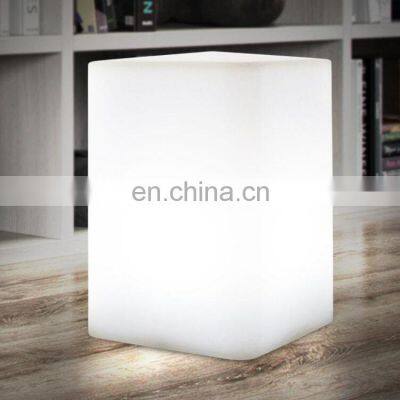 PE Remote Control Colorful Home Decoration Bar Club Used Led Cordless Table Lamp photo-3