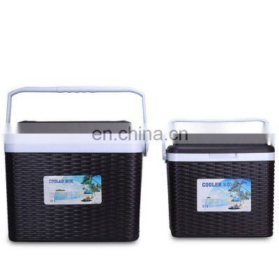 Hot-selling portable plastic cooler box 30 liter insulated  hard cooler for wine for camping