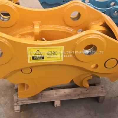 Excavator hydraulic quick hitch/tilt rotator