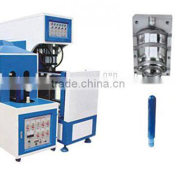 plastic injection molding machine