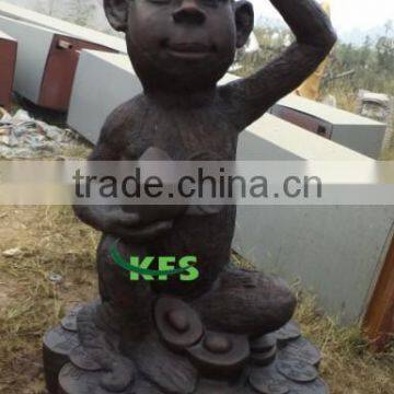 Bronze lovely monkey with peach in hand sculpture