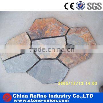 Light rusty slate paver on mesh