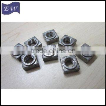 High Quality Carbon Steel Square Weld Nut m6 (DIN928)