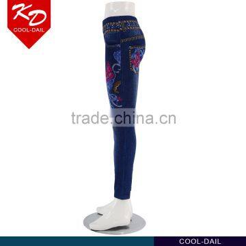 2016 Fashionable Mid-rise Straight Leg Floral Print Jeans for Women Factory Directly Quality Choice photo-2