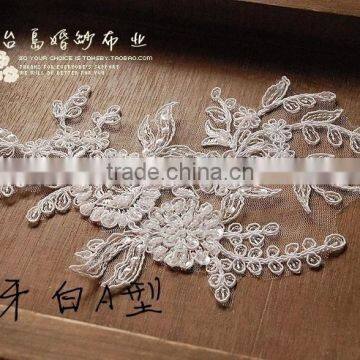 2015 Flower Pattern Bridal Wedding Dress Applique With Beads and Sequins photo-4