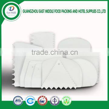 Food grade Eco-friendly various shape plastic cake scraper cake decorating tool