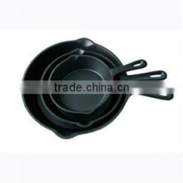 cast iron frying pan