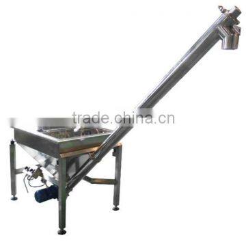 Vibrating screw conveyor with square hopper