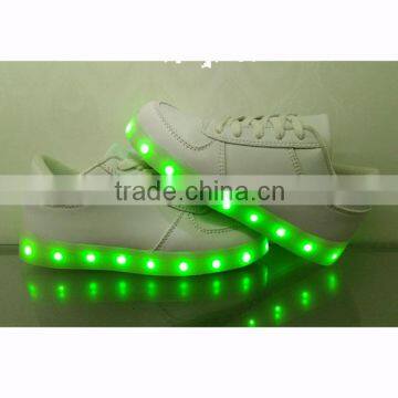 Children Favorite Flash LED Lighting up Shoes Sneaker Shoes Wholesale
