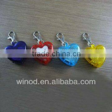 Promotional gift Heart-shaped loving heart keychain