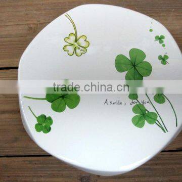 Lucky Clover Decal Ceramic Flat Cake Plate Stand with High Quality