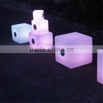 plastic box RGBW LED lighting flashing cube color changing speaker