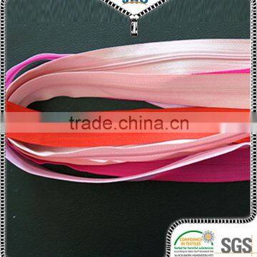 #7 nylon zipper open-end with auto-lock normal slider