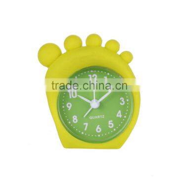 2016 new design foot shape silicon clock