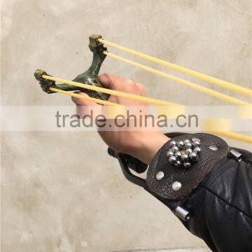 Powerful Slingshot 3 Rubber Bands Folding Wrist Hunting Slingshot photo-4