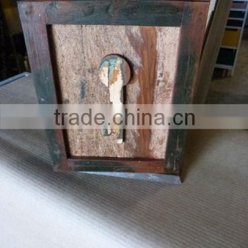 VINTAGE RECYCLE WOOD KEY BOX