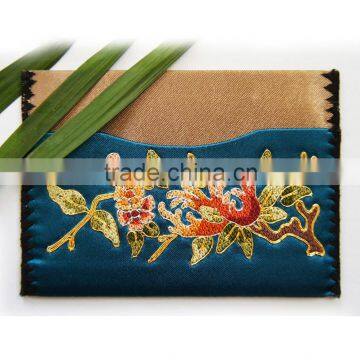 Card Holder with 100% Handmade Embroidery in Pure Silk