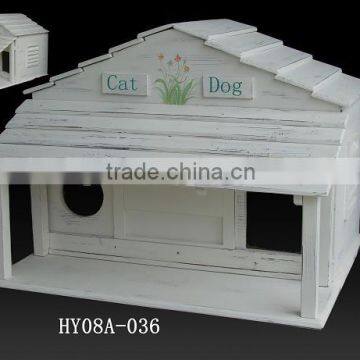 Classic Country Style Wood Pet House