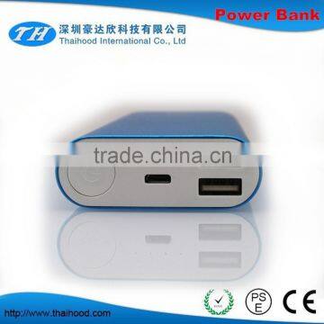 Most favorable double usb solar power bank 11000mah with fashion design CE FCC ROHS