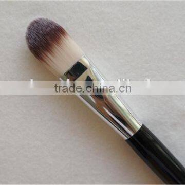 Synthetic Hair and Metal Hand Makeup Foundation Brush