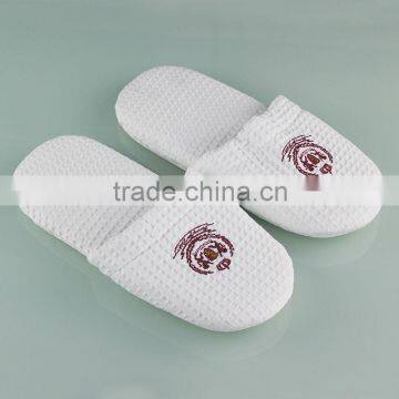 Luxury Sponge Slippers in Waffle for Hotels & Resorts