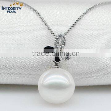 925 Silver Butterfly Shape Fine Jewelry Perfect Round Freshwater Pearl Pendant