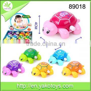 2015 novel desig hot sales wind up toys for baby education toys