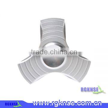 RGKNSE Portable Mini Fidget Spinner Toy Pressure Relief Hand Held Spinner EDC Metal Wind Spinner photo-4