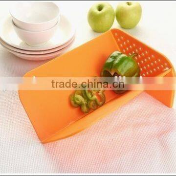 Plastic Foldable Cutting Board photo-2