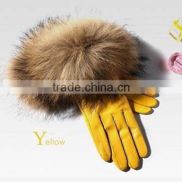 Top luxury fashion desgin beautiful raccoon fur wrist ladies sheepskin leather gloves