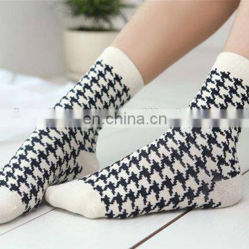 2015 Custom Fashion slipper socks with leather sole Professional Factory