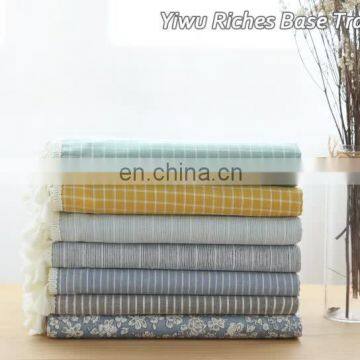 Home table decor factory wholesale cotton-polyester blended multi-size friendly tablecloth cover