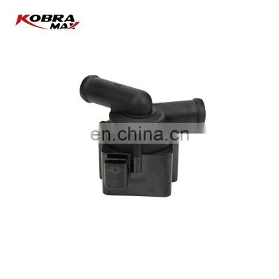 03L965561 Hot Selling Engine Spare Parts For Audi electric water pump