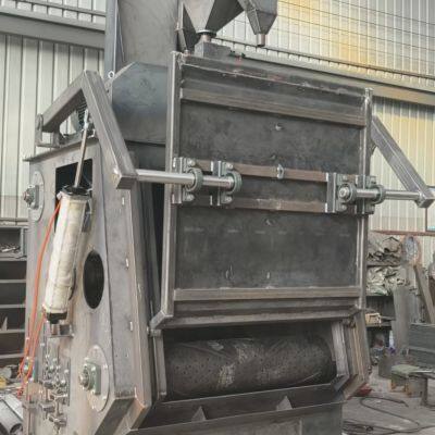 Crawler type shot blasting machine for cleaning the surface of small and medium-sized workpieces