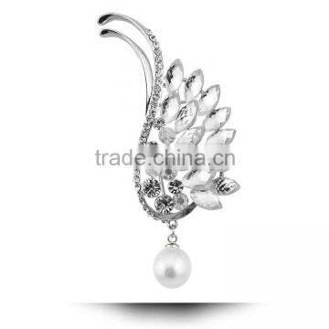 Custom Fancy Gold/Silver Crystal Brooch Wing Pearl Brooch Pin photo-3