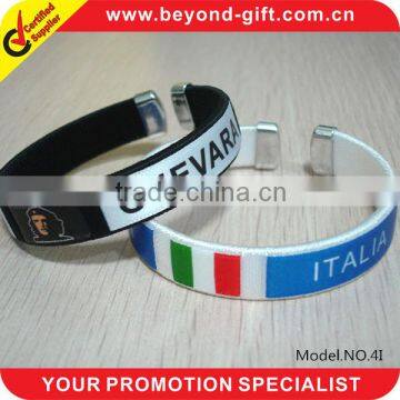 customize personalized plastic sports bracelet