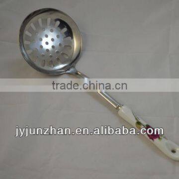 Kitchen Skimmer of 5.0mm Thickness Stainless Steel 18-8 With Ceramic Handle Made by Junzhan Factory Directly And Sell Directly