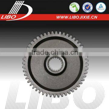 agricultural machine driven starting gear