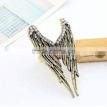wonderful angel wing ring